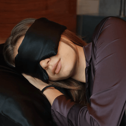 Pillowery Onyx Silk Sleep Mask™